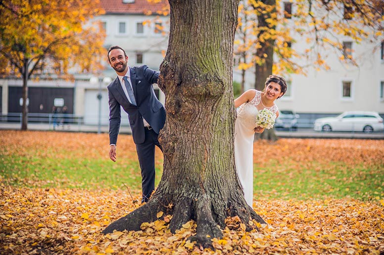 fall wedding in gold Esslingen photography Janis Rozkalns 17