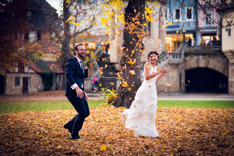fall wedding in gold Esslingen photography Janis Rozkalns 19
